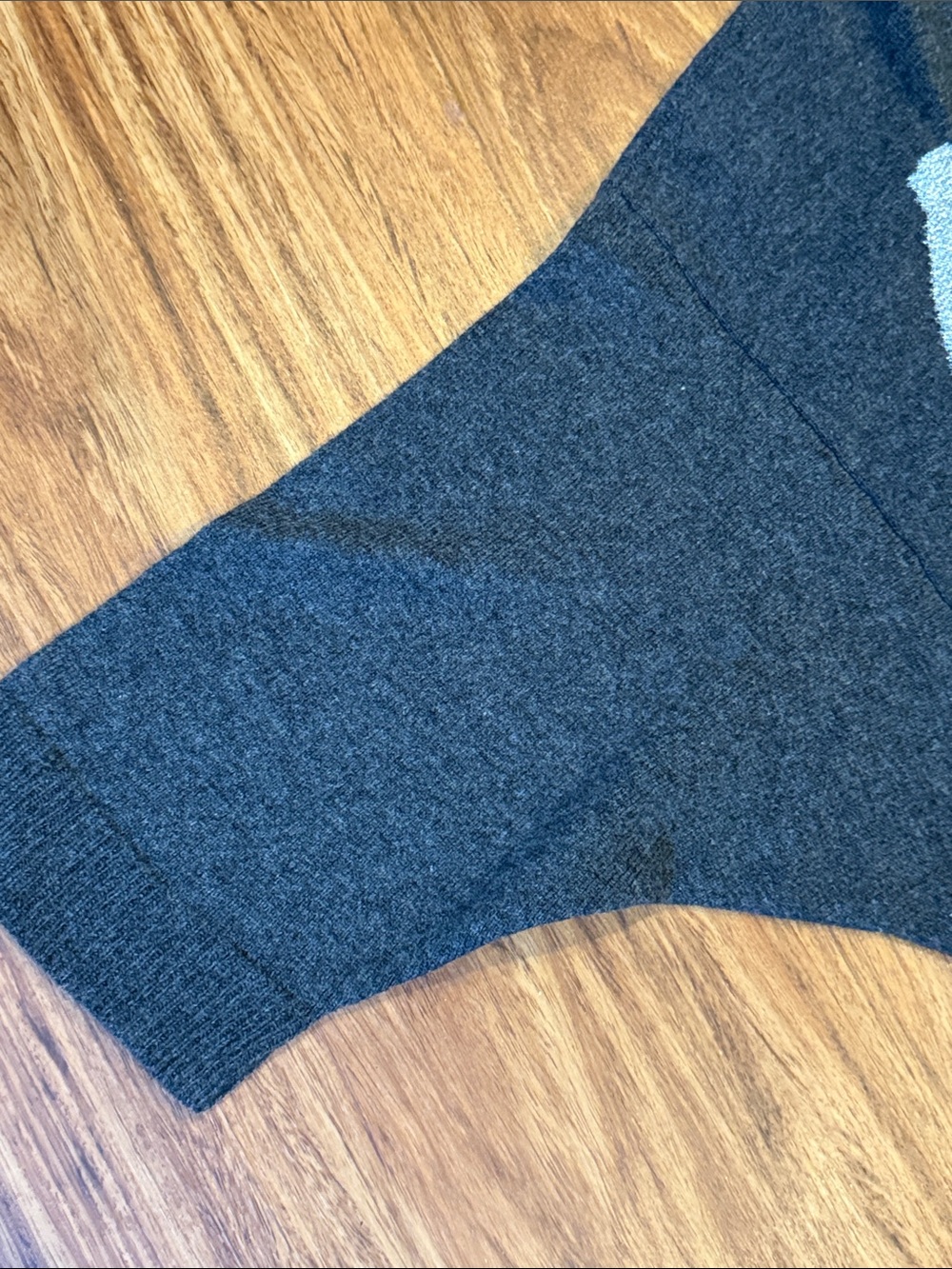 Koch Cashmere Wool Dolman Sleeve Gray Thunderbird Eagle Bird Sweater USA Small - Picture 5 of 6